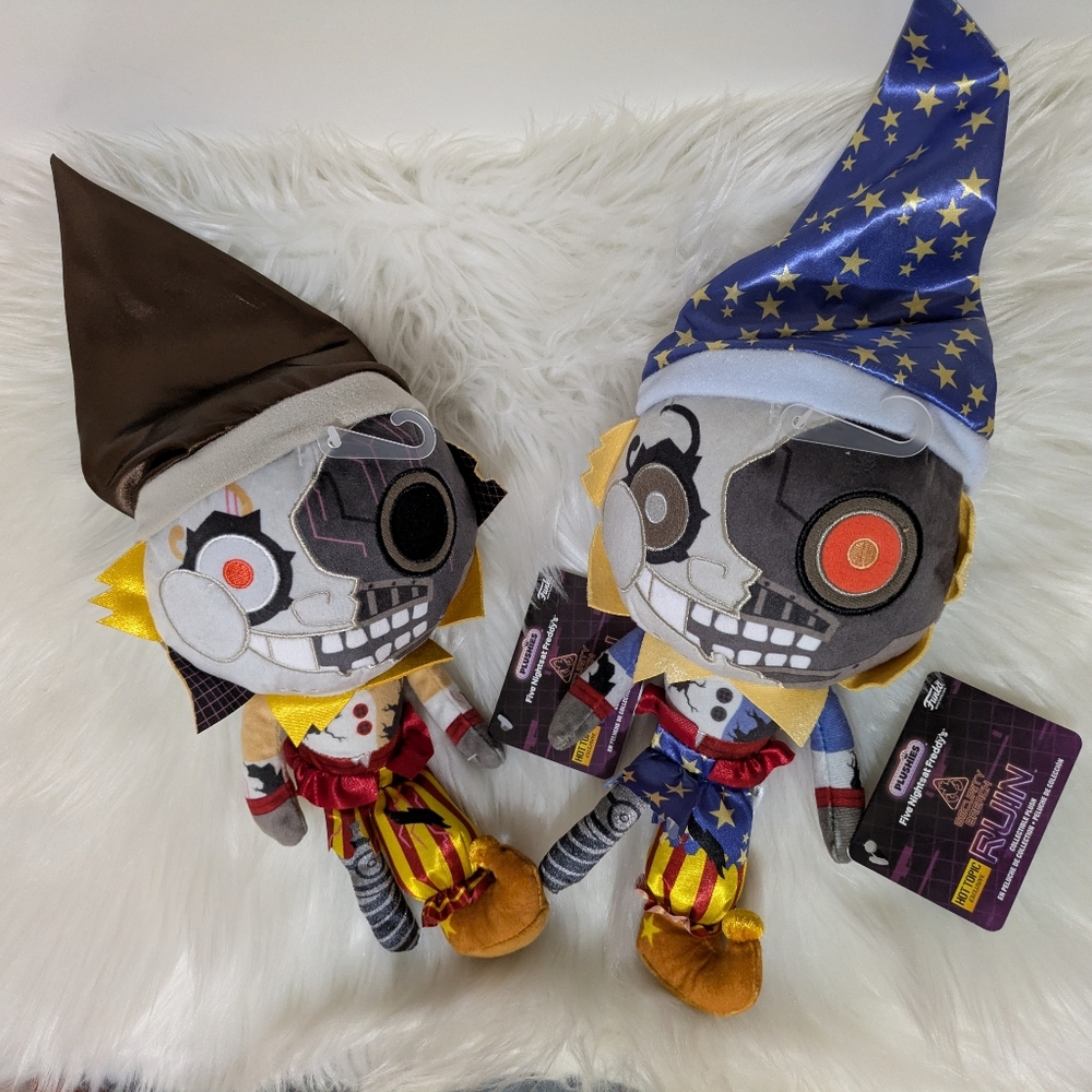 Five Nights at Freddy's FNAF Security Breach Ruin Sun & Moon 7” Funko Plush Toys